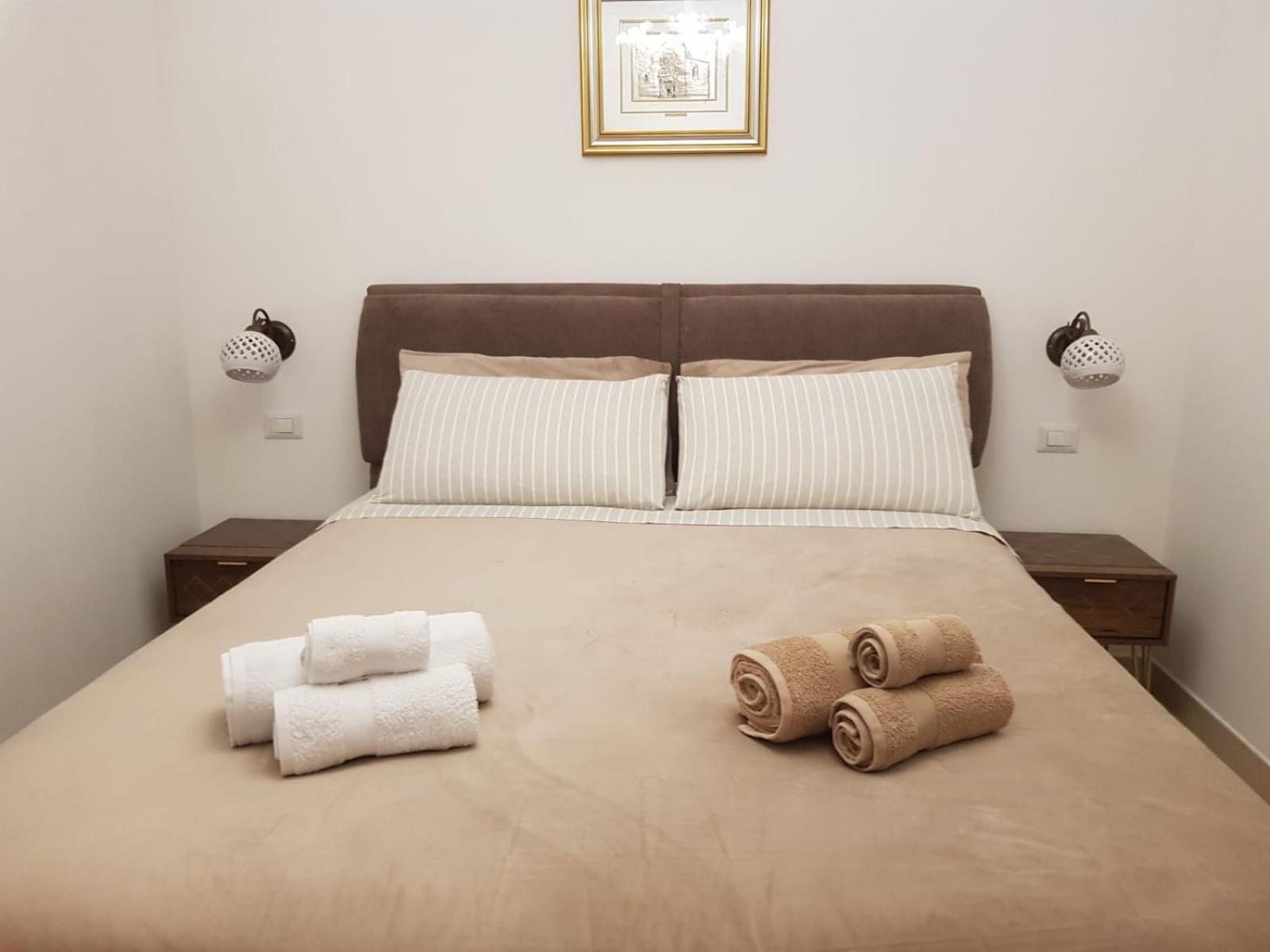 B&B Galateo Lecce Bagian luar foto