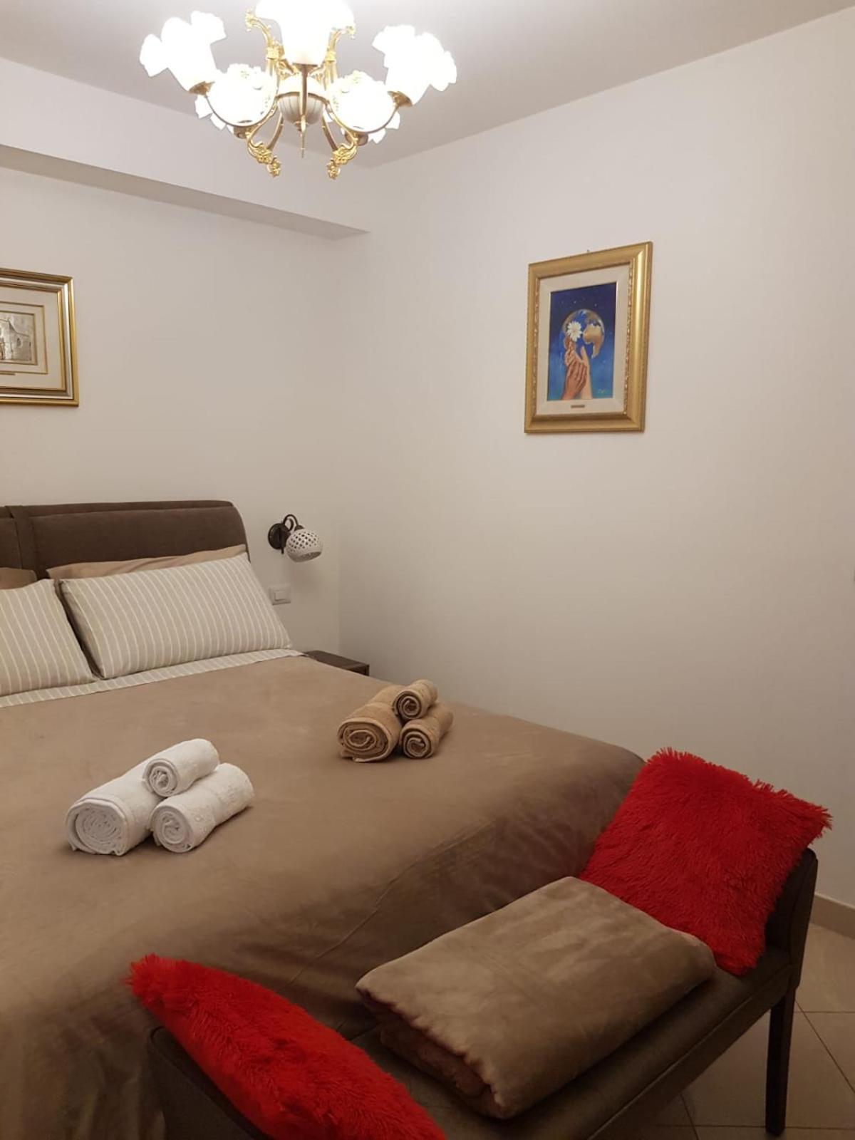 B&B Galateo Lecce Bagian luar foto