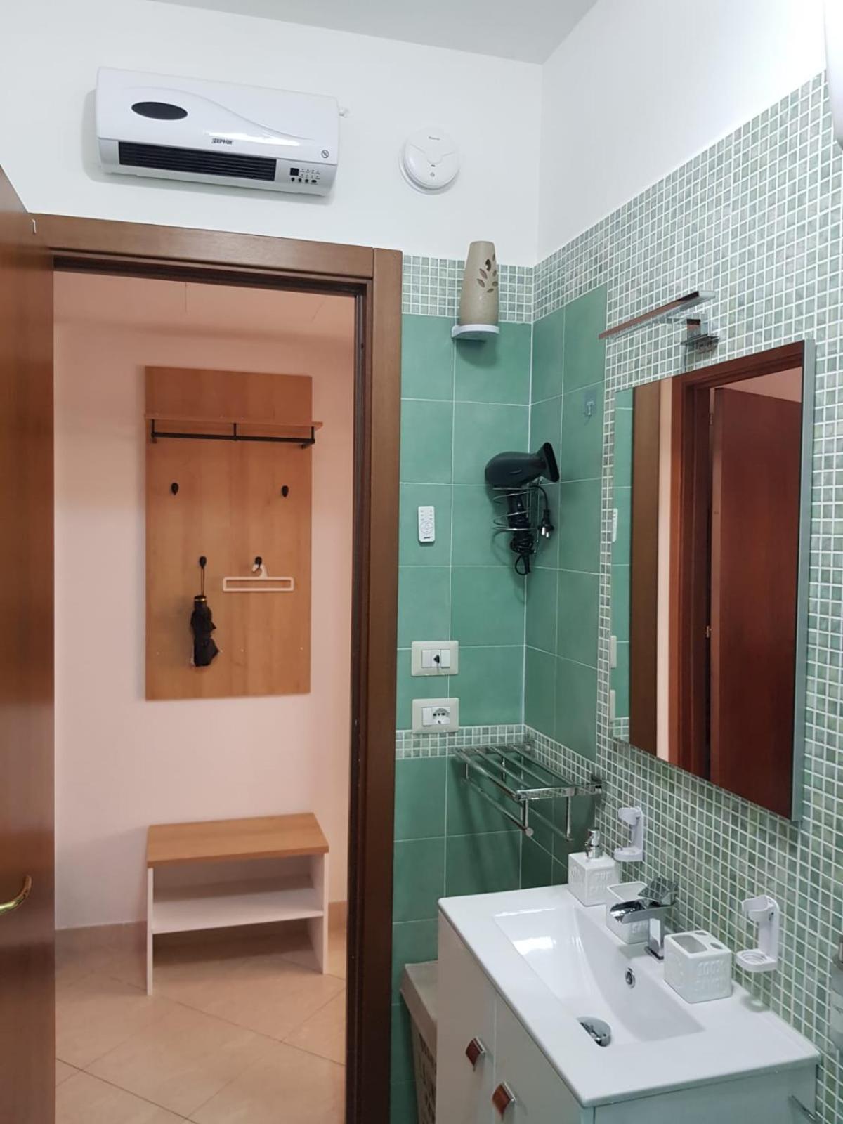 B&B Galateo Lecce Bagian luar foto