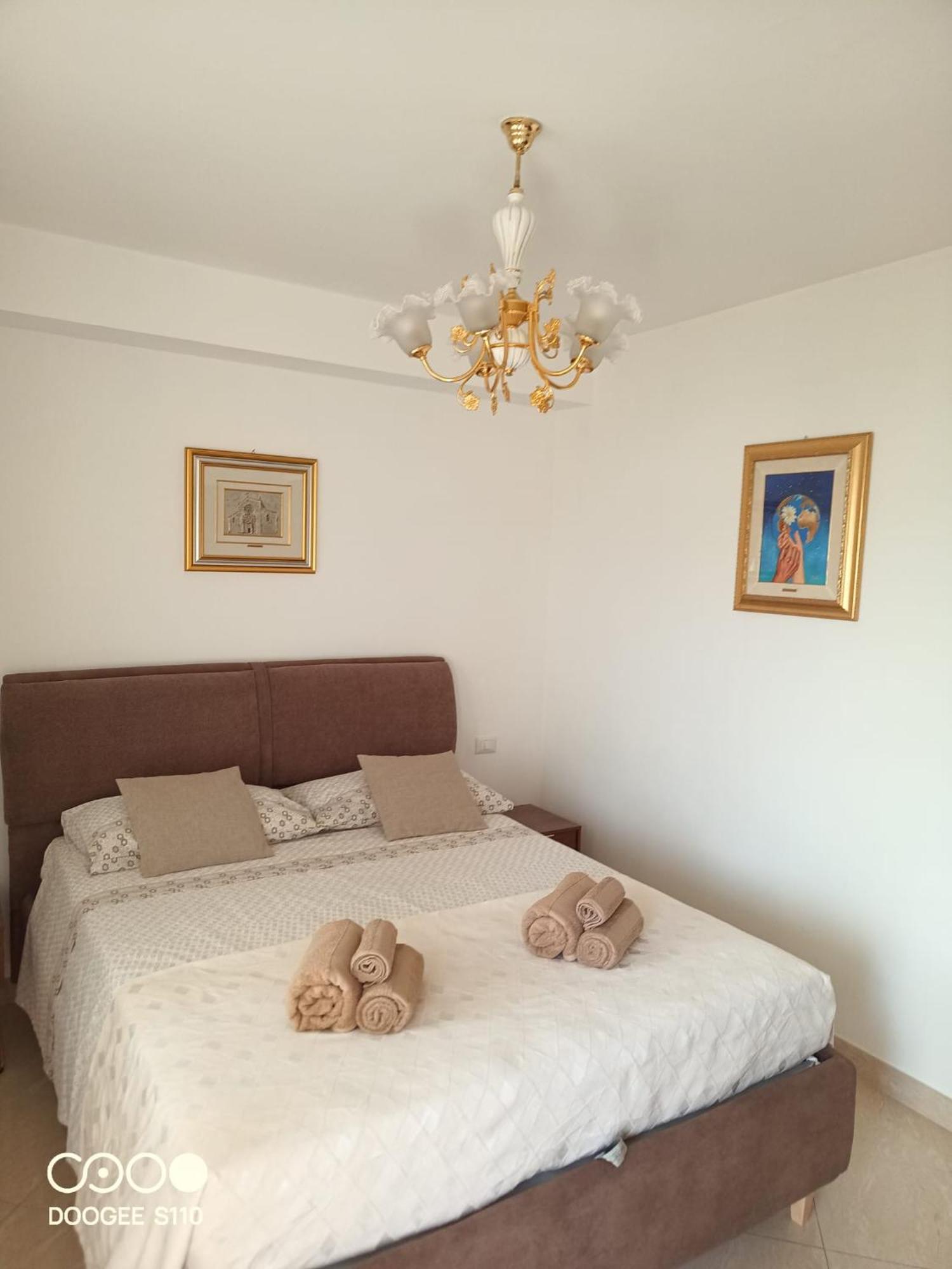 B&B Galateo Lecce Bagian luar foto