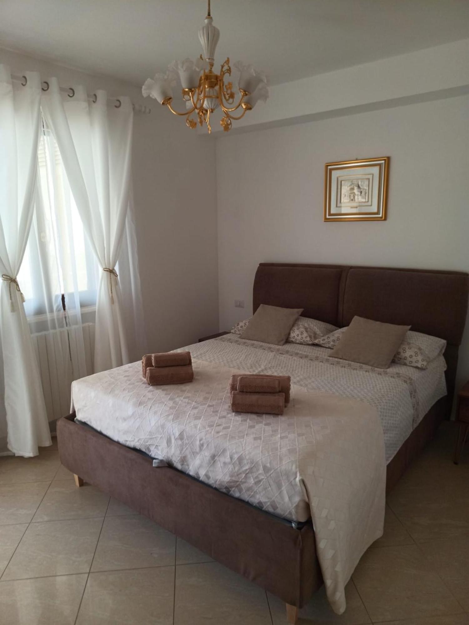 B&B Galateo Lecce Bagian luar foto
